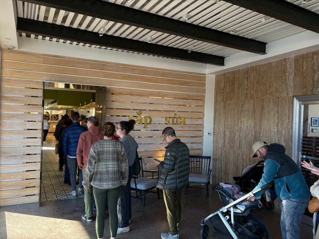 The line at Sap Sua's Bakehouse