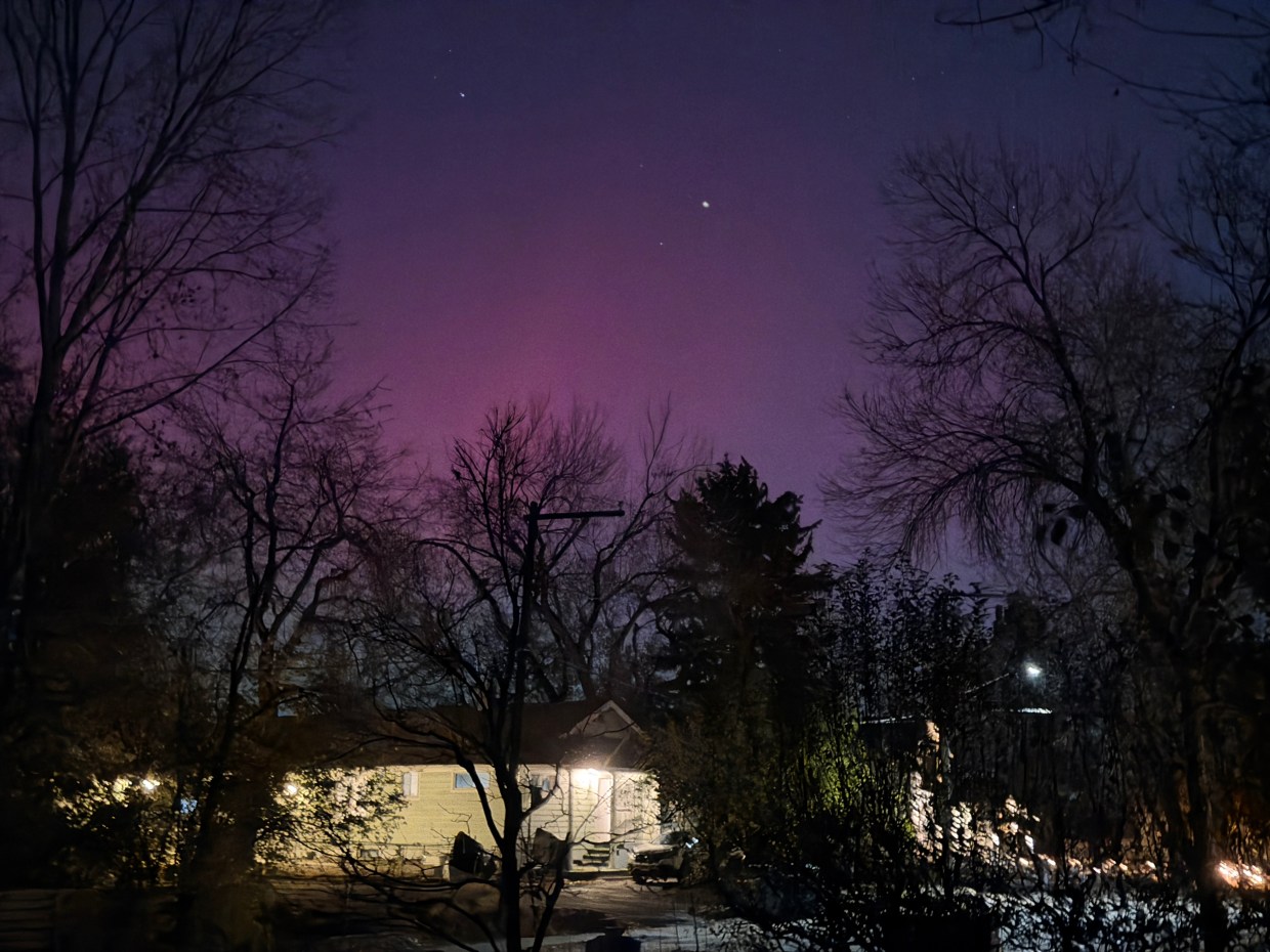 Photos: Northern Lights Illuminate Colorado Skies Tuesday Night