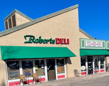 Littleton Mainstay Robert’s Italian Is Expanding