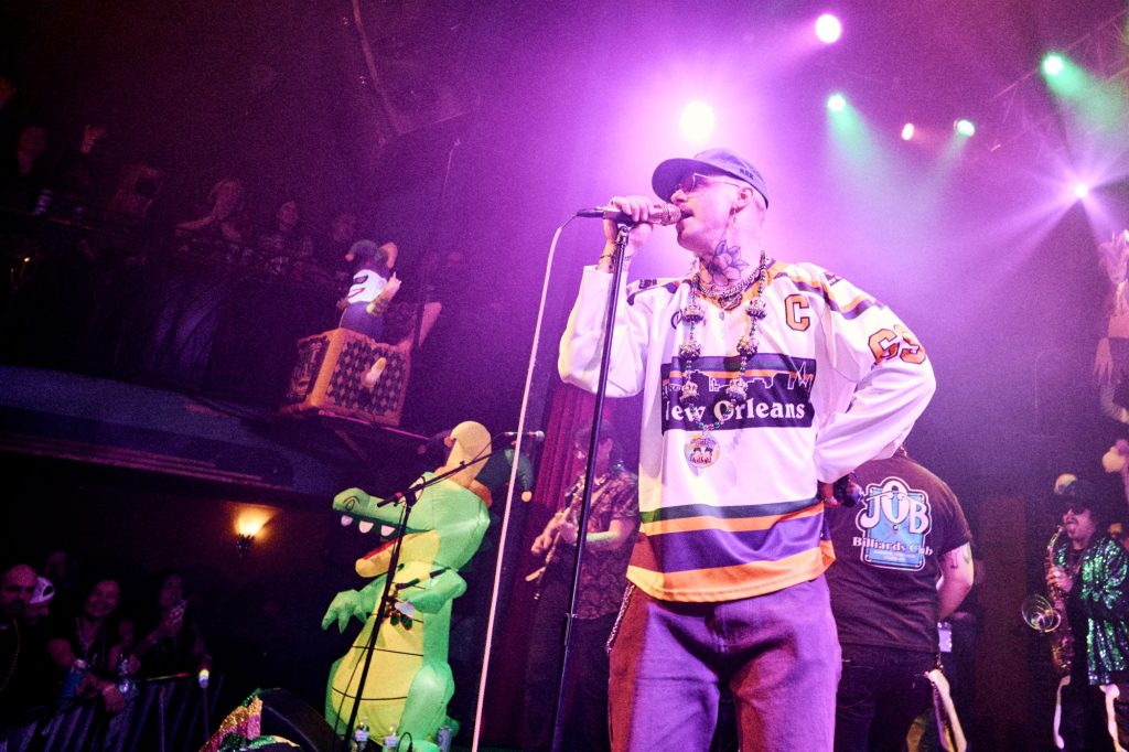 Rootbeer Richie performing