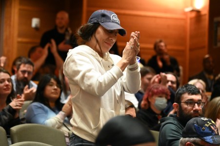 Denver, Aurora Consider Resolutions Denouncing ICE