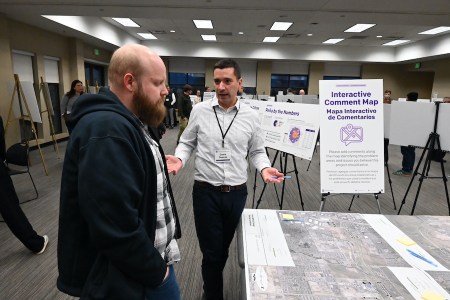 Residents Ask DIA to Widen Peña