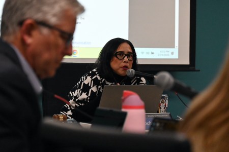 Denver Schools Mulls ICE Policy, Sets Dates