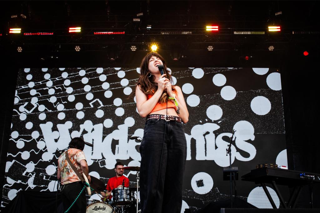 Wildermiss performing at Outside Fest 2026