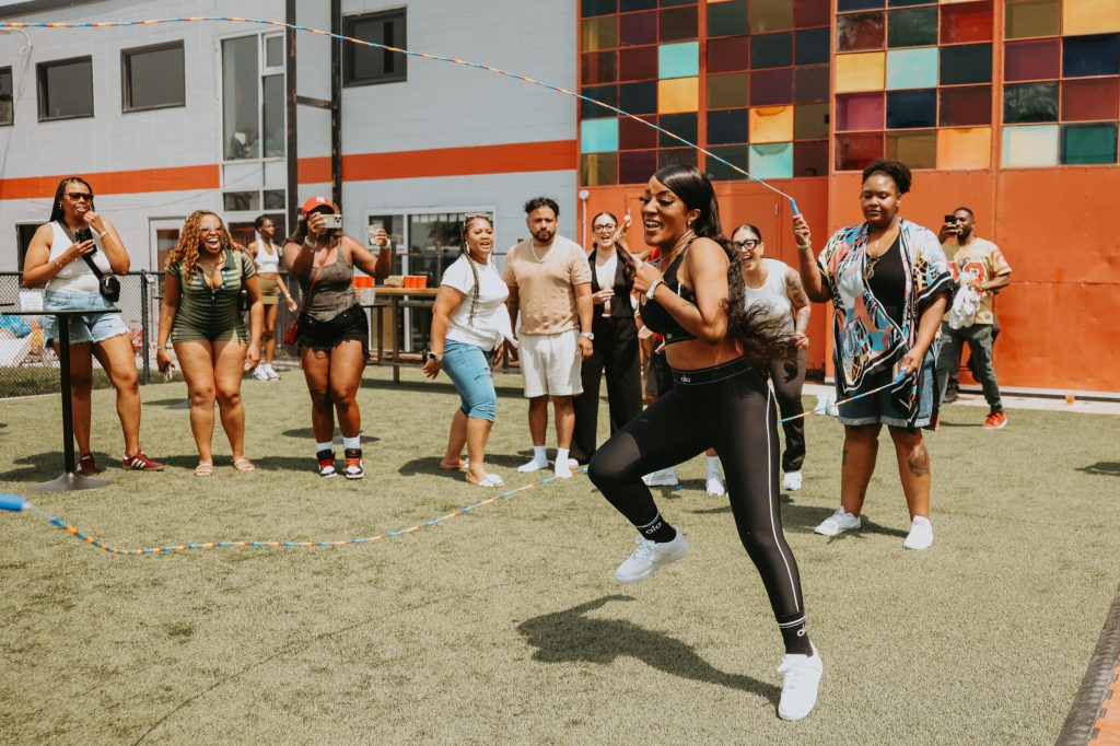 woman doing jumprope