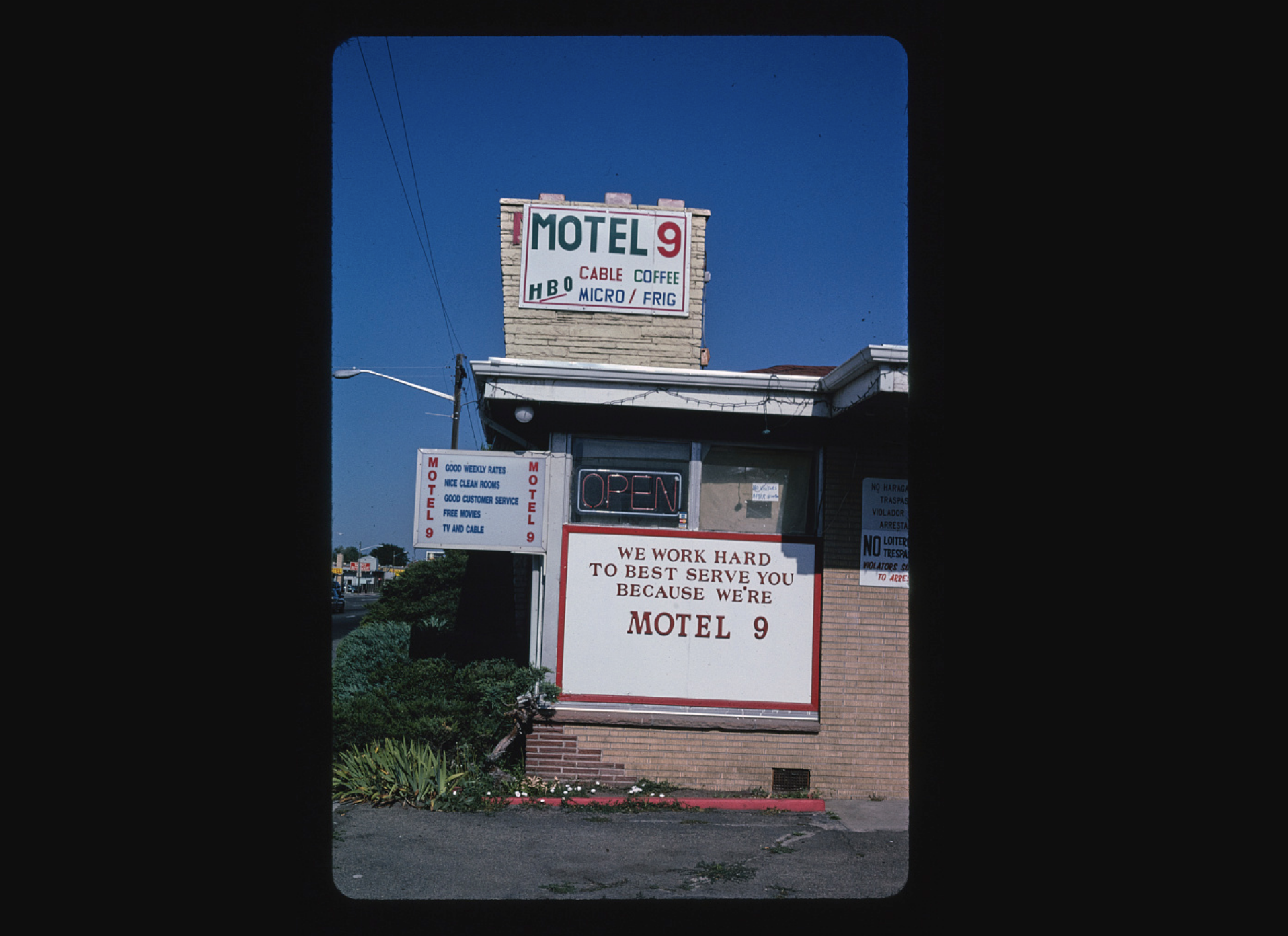 Motel 9 in Aurora.