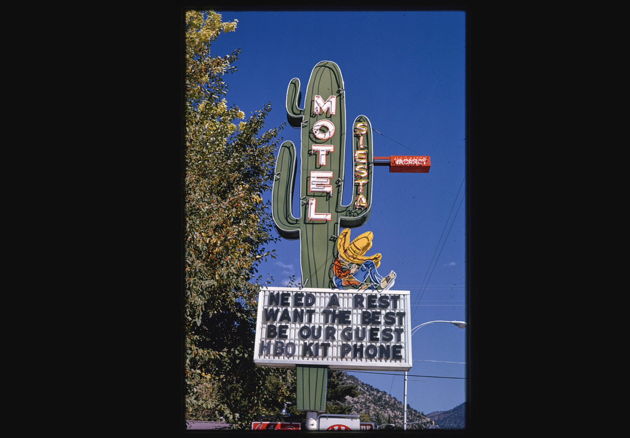Siesta Motel photo take in 1991 by John Margolies.
