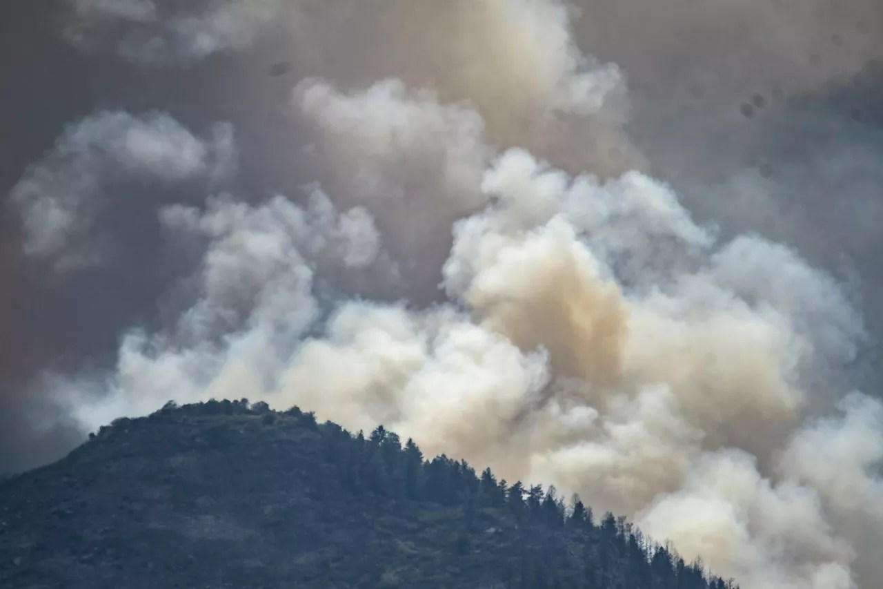 The Quarry Fire in Deer Creek Canyon, close to homes in Jefferson County, in 2025.