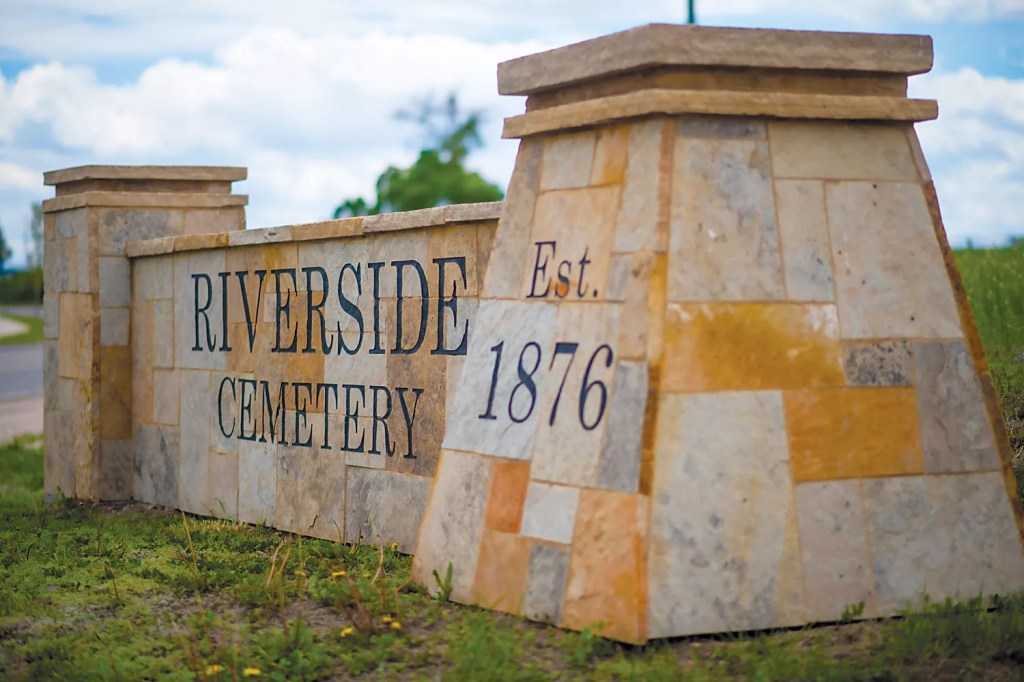 entrance to denver cemetery