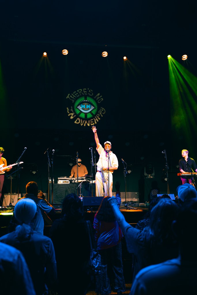artist DVNEHPPY on stage