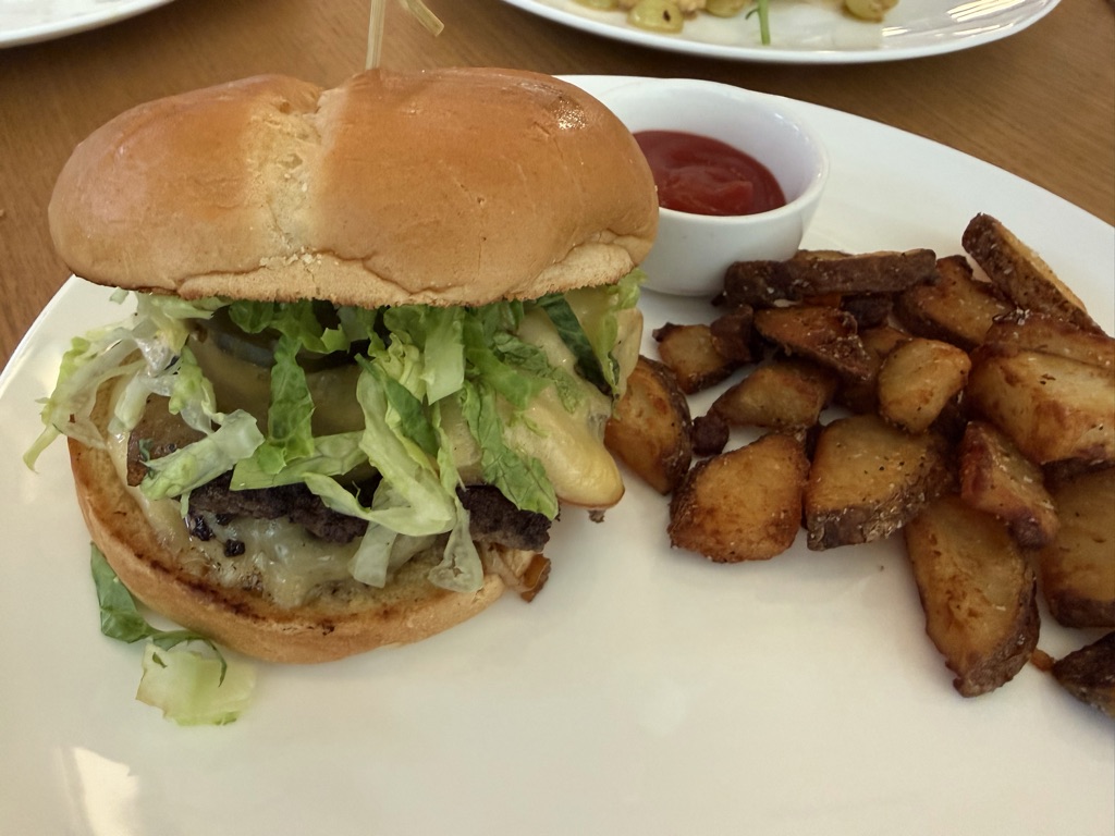 East & Co. Burger