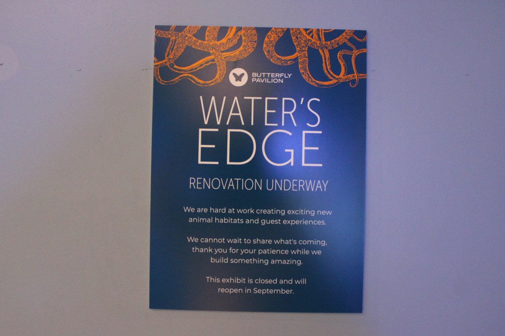 A sign about the Water's Edge renovations