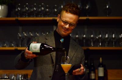 How bars and restaurants are handling the N/A trend