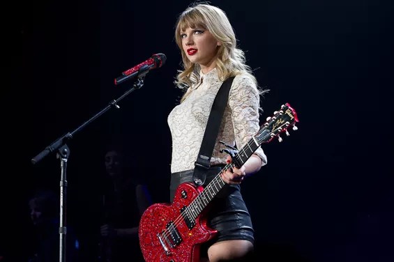 Jury Rules Denver DJ David Mueller Assaulted and Battered Taylor Swift