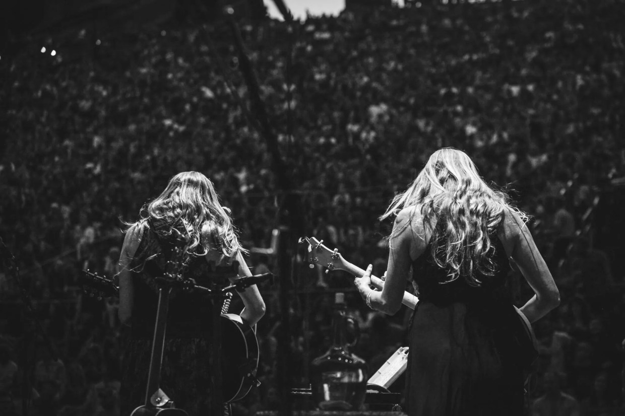 The Shook Twins Like to Write Music With Five Cooks in the Kitchen