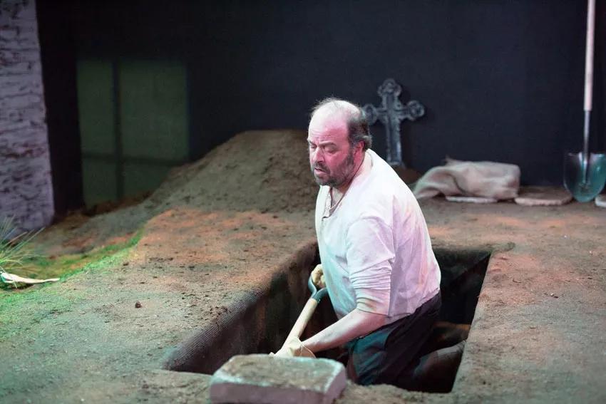 Review: <em>A Skull in Connemara</em> Digs Into Irish Culture at Miners Alley