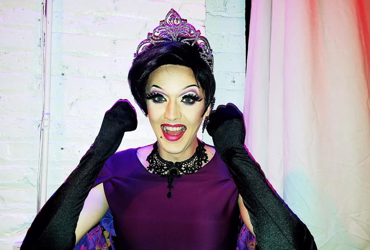Diva Watch: Evelyn Evermoore Wins Ultimate Queen Competition Forevermore