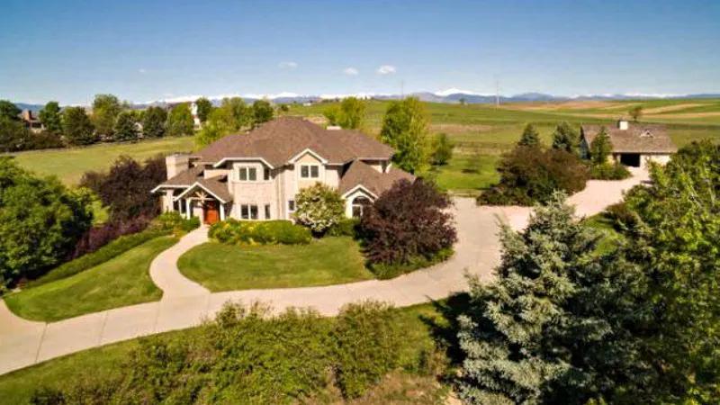 Live Like a Supreme: Tour Neil Gorsuch’s Home for Sale in Boulder at $1.675M
