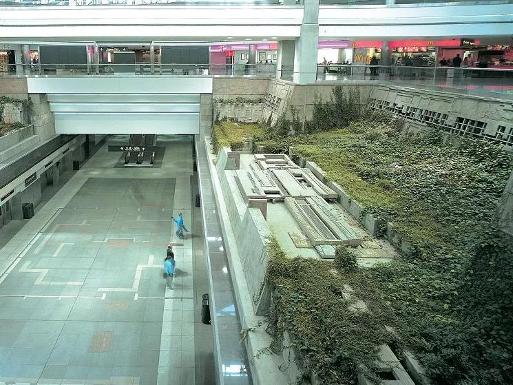 City Approves Deaccessioning Michael Singer’s <em>Interior Garden</em>…With Stipulations