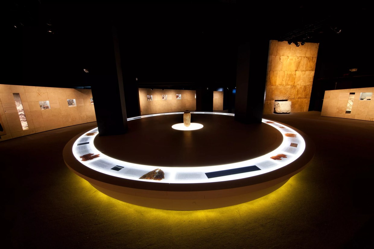 Denver Museum Hooks the Dead Sea Scrolls for Spring