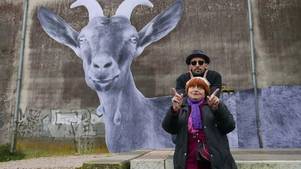 Agnès Varda and JR’s <i>Faces Places</i> Is an Irresistible Art-Creation Buddy Comedy