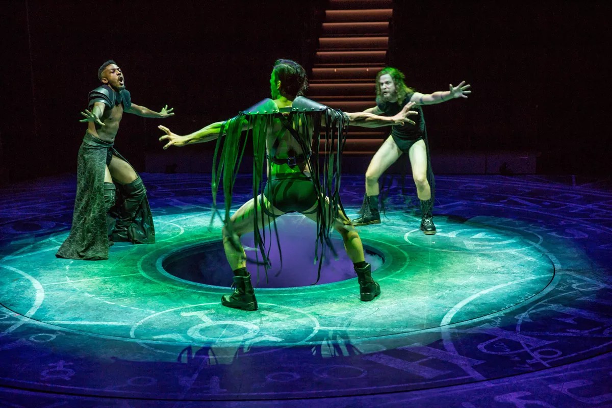 Review: Denver Center’s <em>Macbeth</em> All Tech Wars and Warlocks