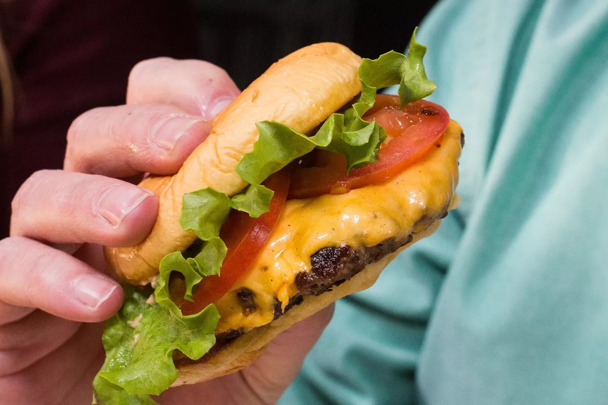 Reader: Gonna Be Fun to Laugh at the Shake Shack Line