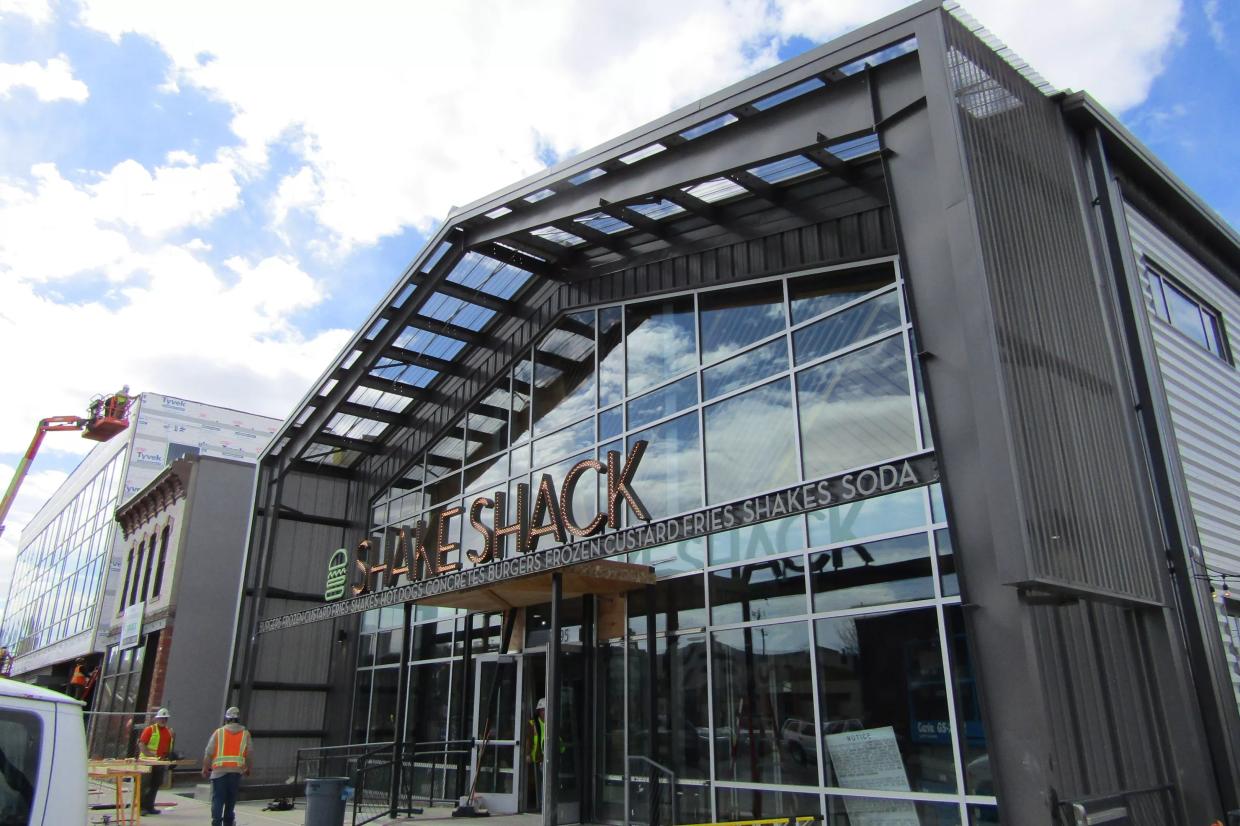 Shake Shack Has an Opening Date: March 21!