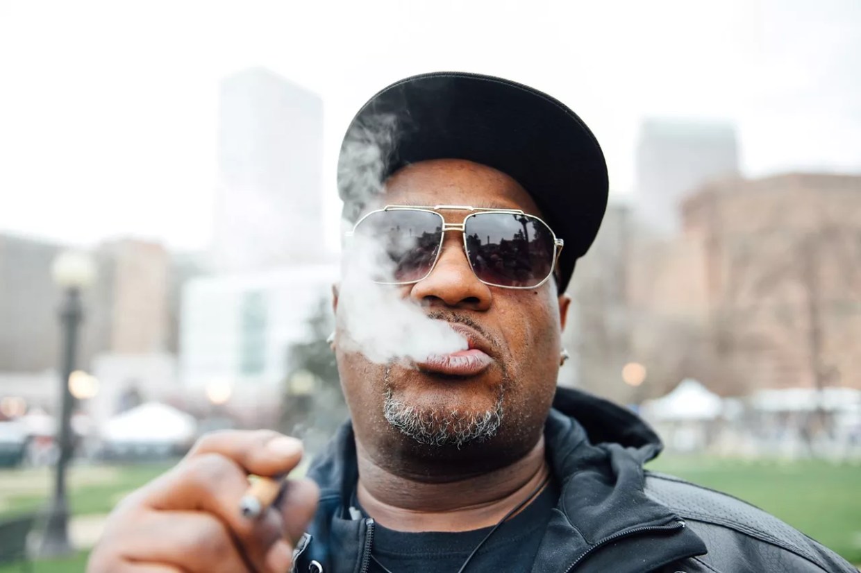 Reader: City Wastes Resources Busting People for Public Consumption