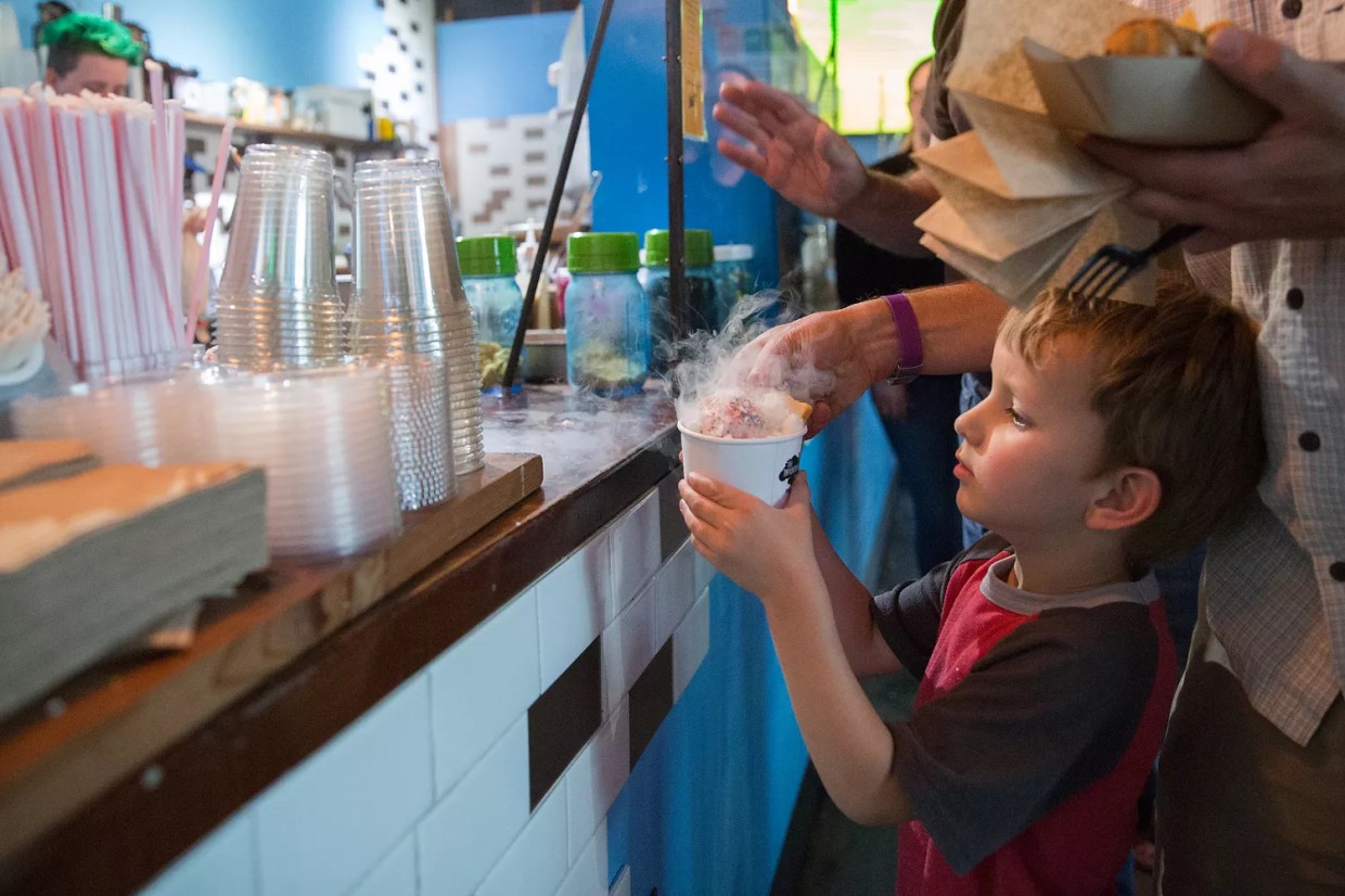 Gary Lee’s Shuts Down, and Other Restaurant Openings and Closings This Week