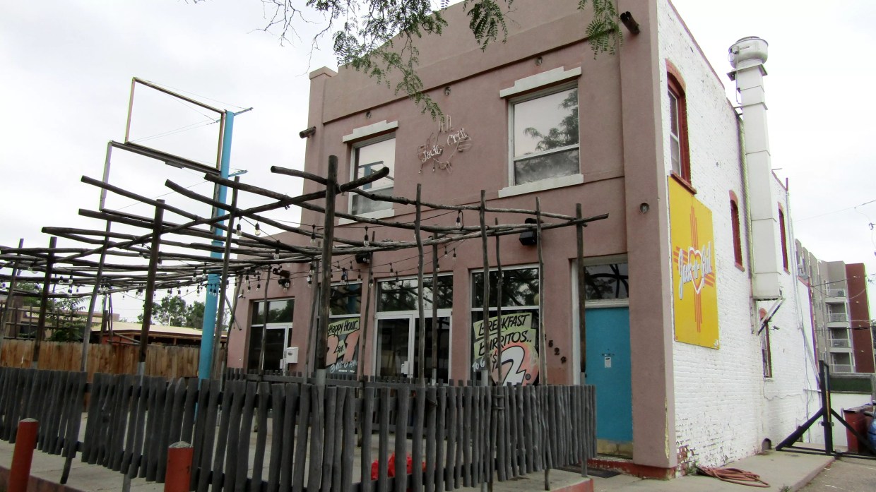 Jack-n-Grill Shutters Two Remaining Restaurants