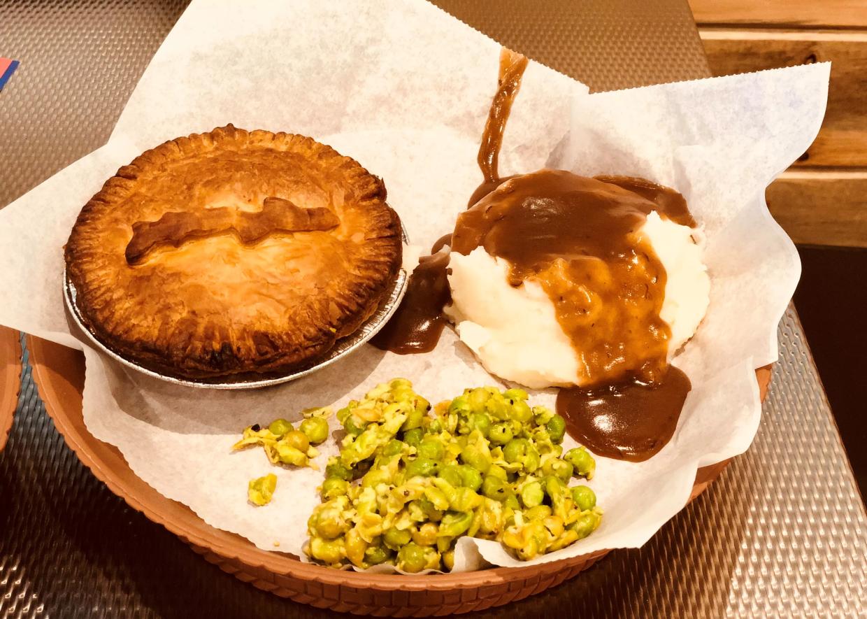 Exploring Arapahoe Road: Take a Bite Out of the Great Australian Bite