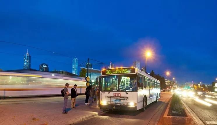 Reader: In a True World-Class City, People Use World-Class Mass Transit