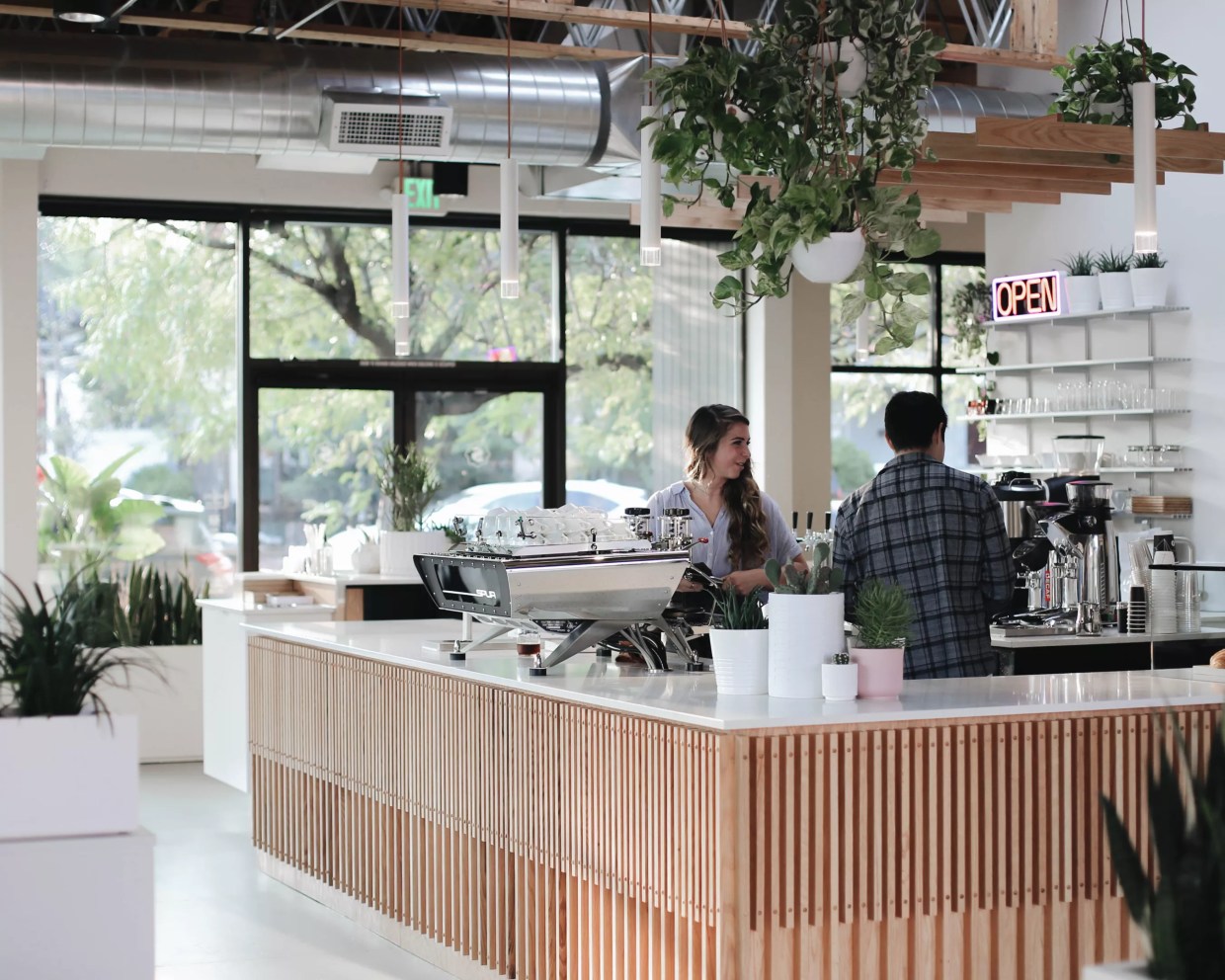 Spur Coffee Moves Into Former Home of Platform T on Lincoln Street