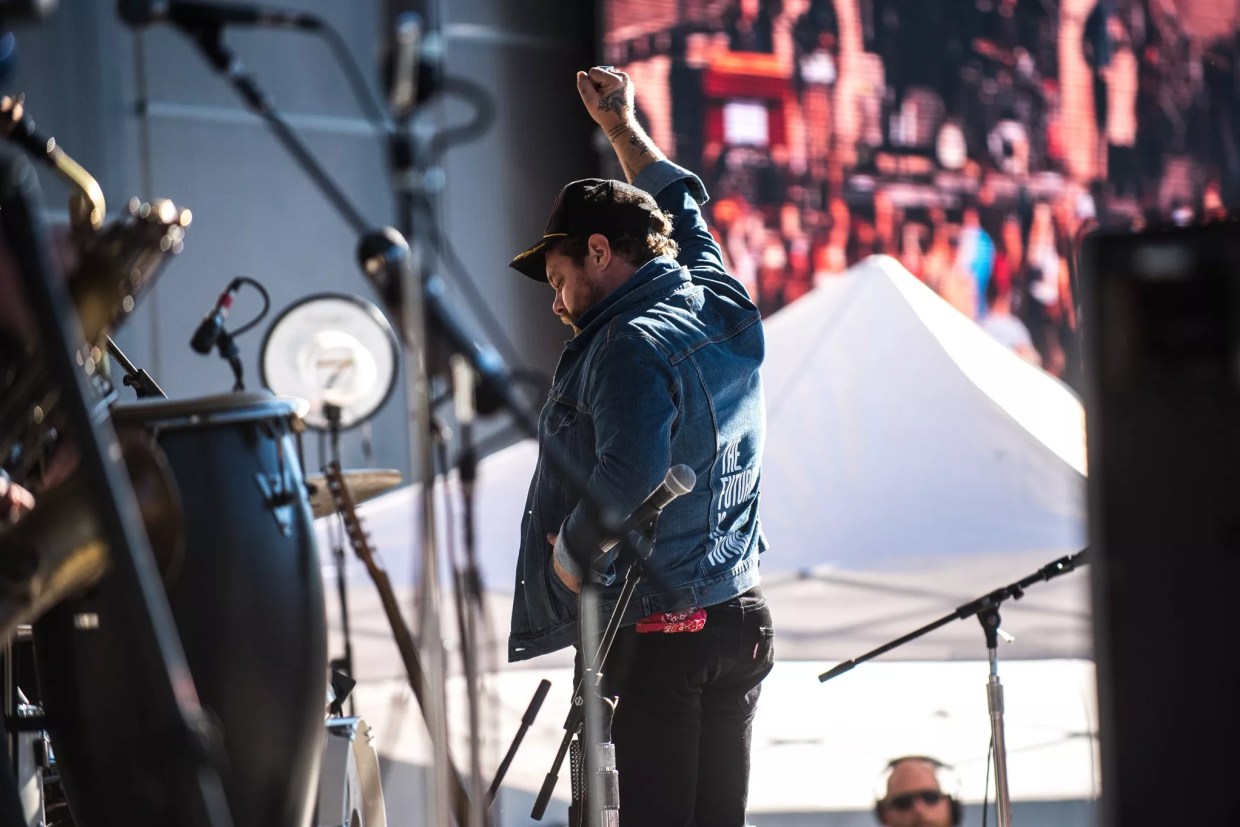 Nathaniel Rateliff & the Night Sweats Will Open for the Rolling Stones