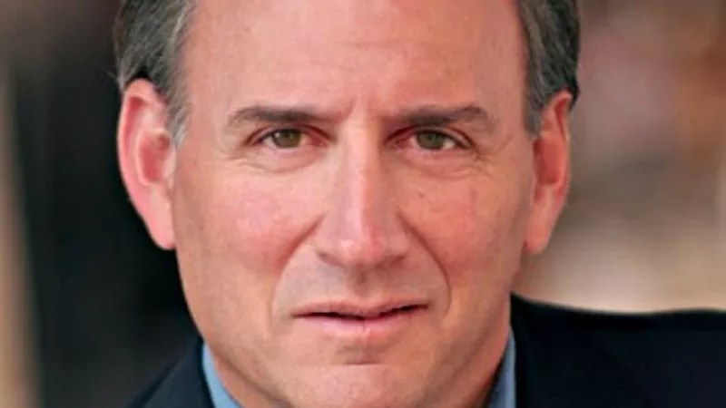 Radio Host Les Shapiro on Cancer Misdiagnosis and Why He’s Still Alive