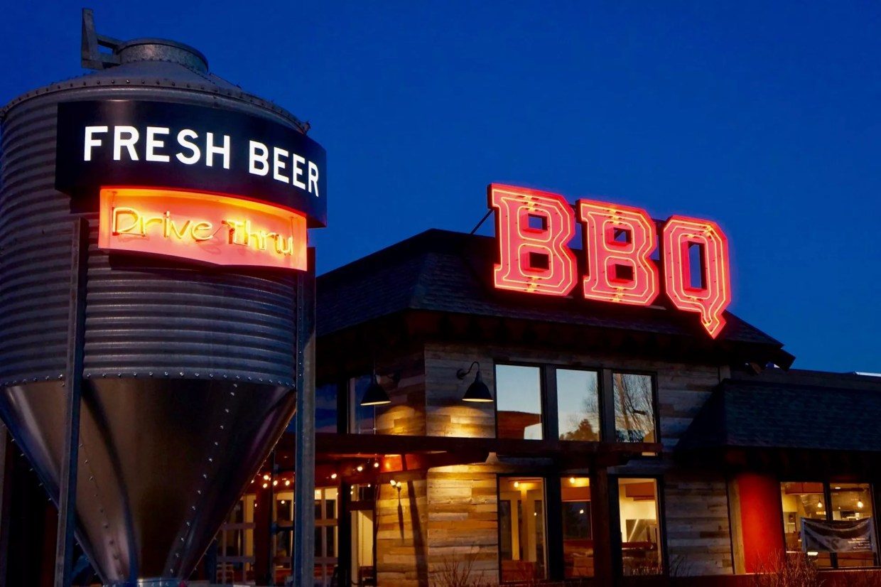 Uturn BBQ and Brewery Closes Its Lafayette Drive-Thru and Restaurant