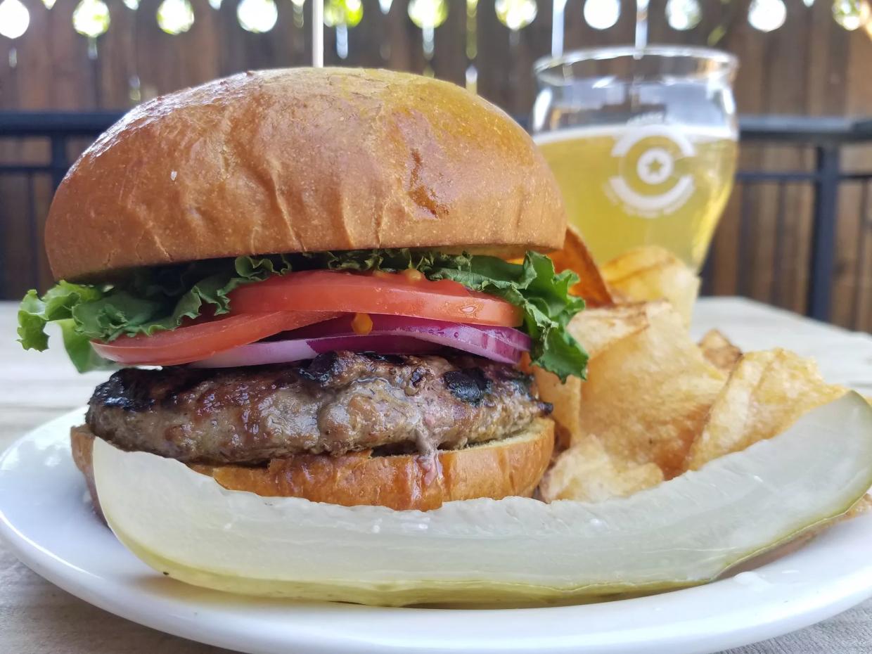 Cider and Food Pair Perfectly at This Golden Taproom