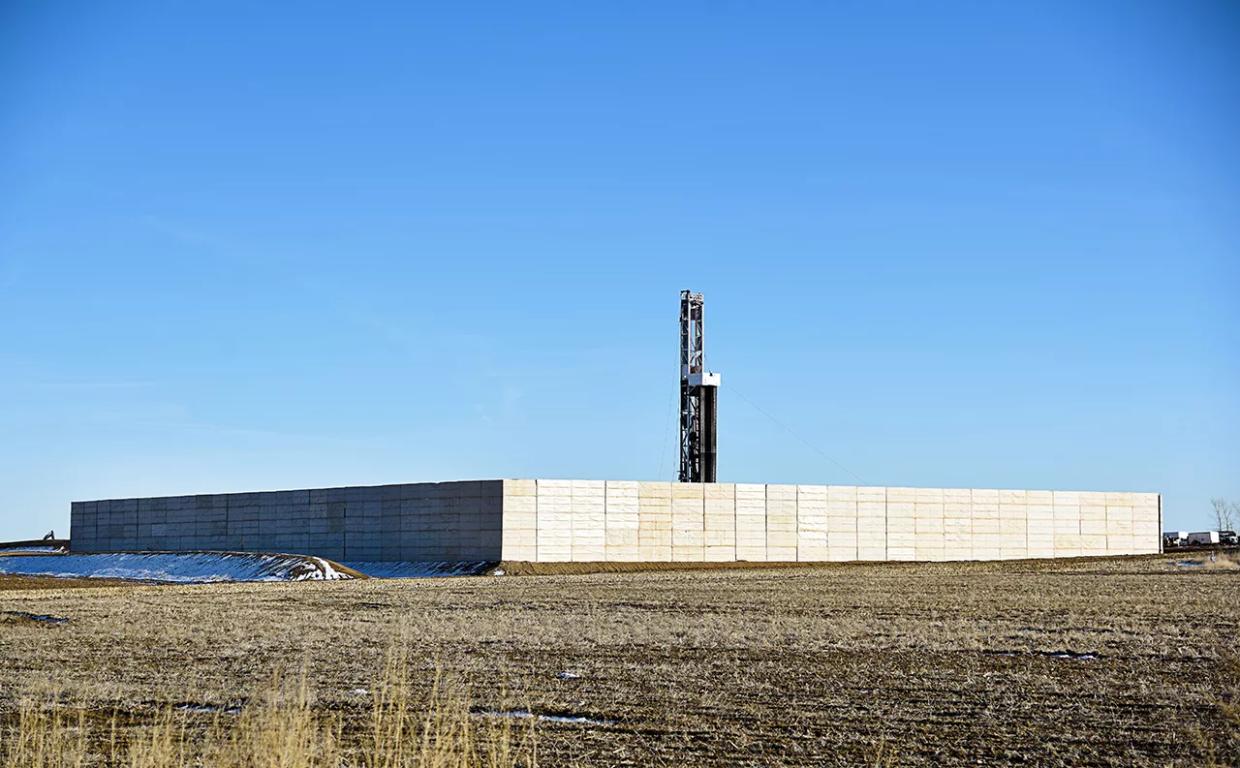 Activists Worried About Last-Minute Amendments to Oil and Gas Bill