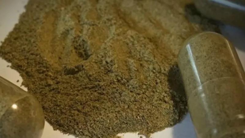 Two Parents’ Kratom Stories: One Nightmare, One Miracle
