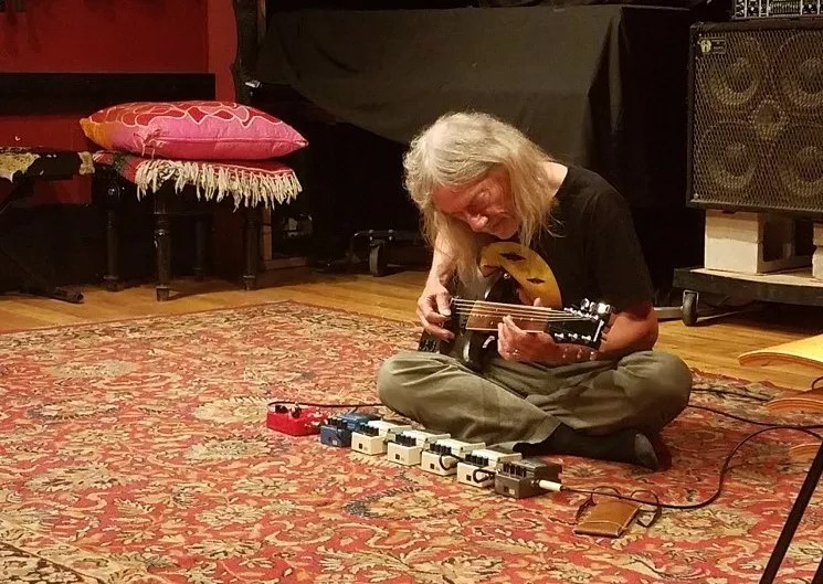 Neil Haverstick Explains Microtonal Music in a New Book