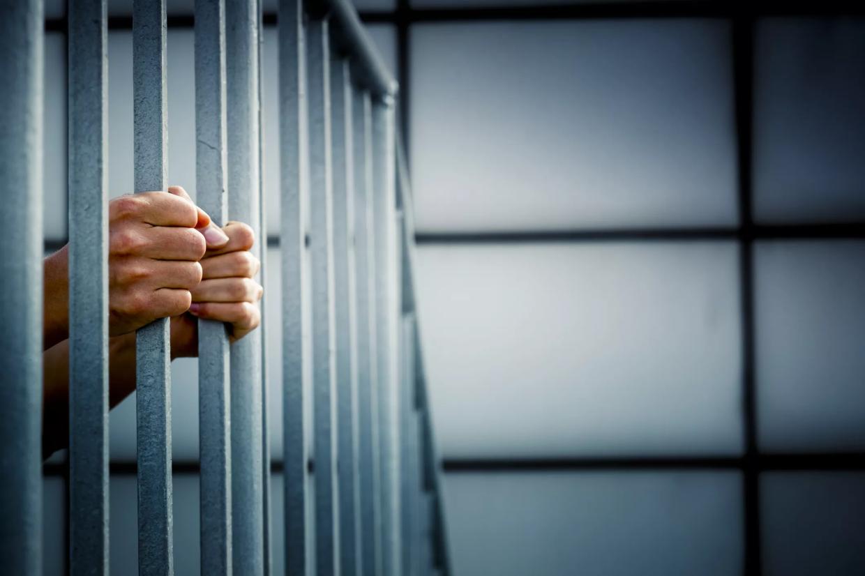 Department of Public Safety Proposes Temporary Halfway House Contracts