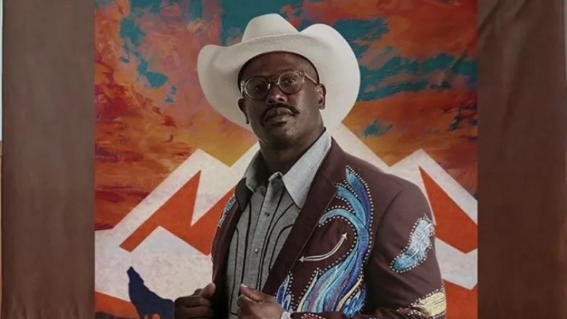 Here’s How Von Miller Can Be Your Date for Homecoming