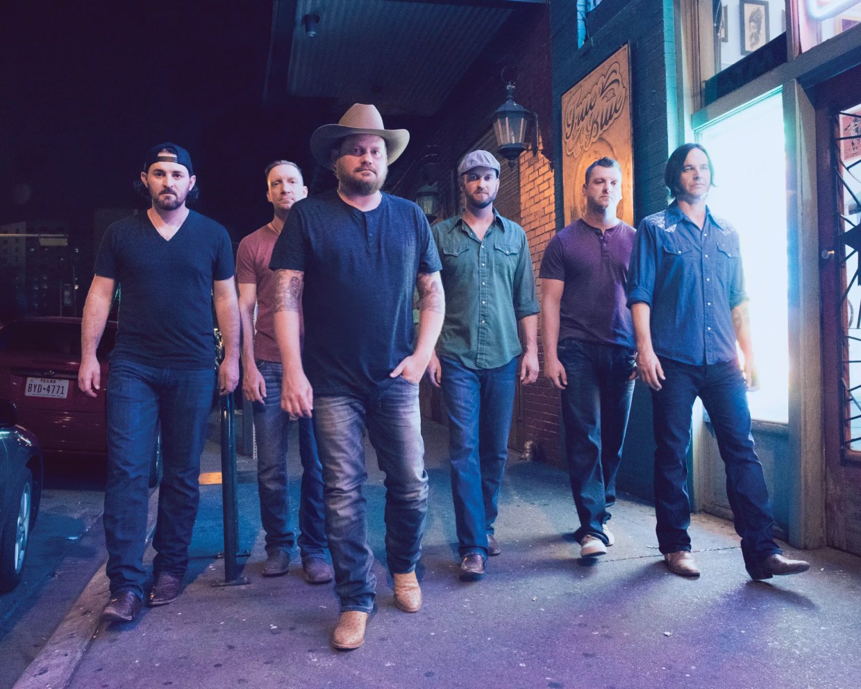 Thanks to Steroids, Randy Rogers’s Sinus Infection Won’t Stop His Denver Concert