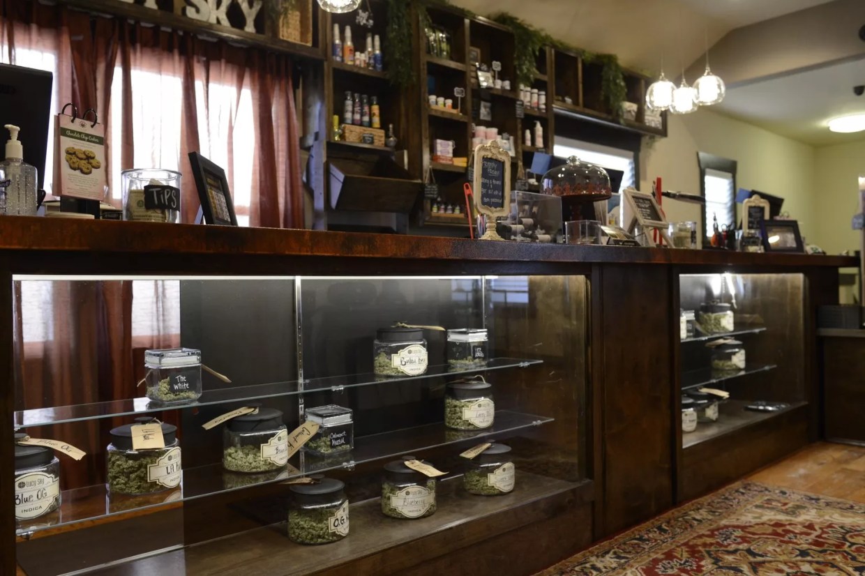 Denver Pot Sales Jump 392 Percent During March 23 Shutdown Scare