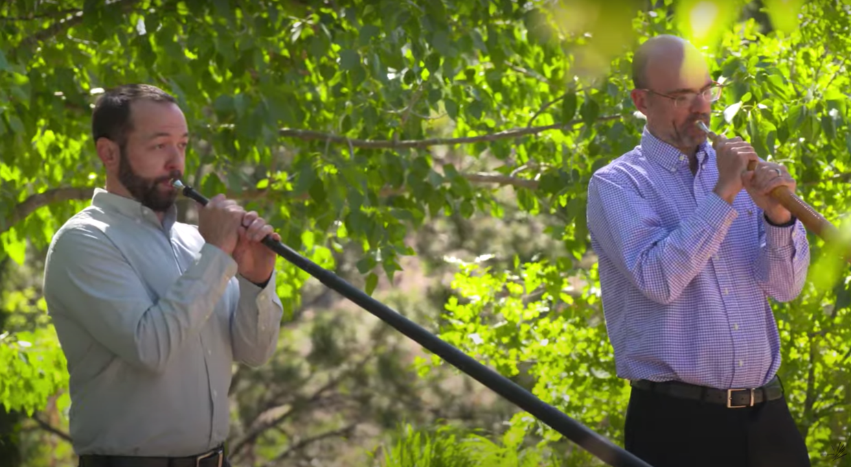 Colorado Symphony Plays “Amazing Grace” at Denver Botanic Gardens