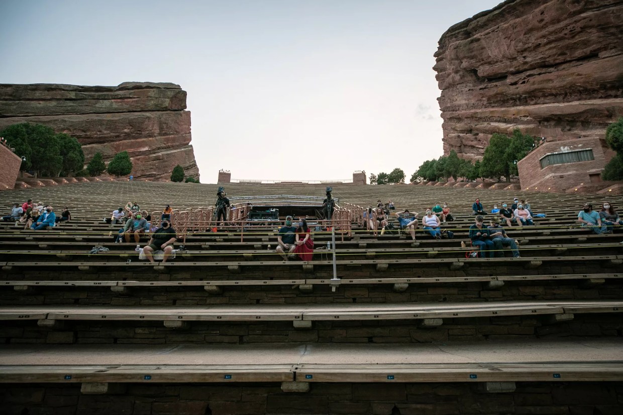 What a Sold-Out Nathaniel Rateliff Red Rocks Show Is Like in 2020