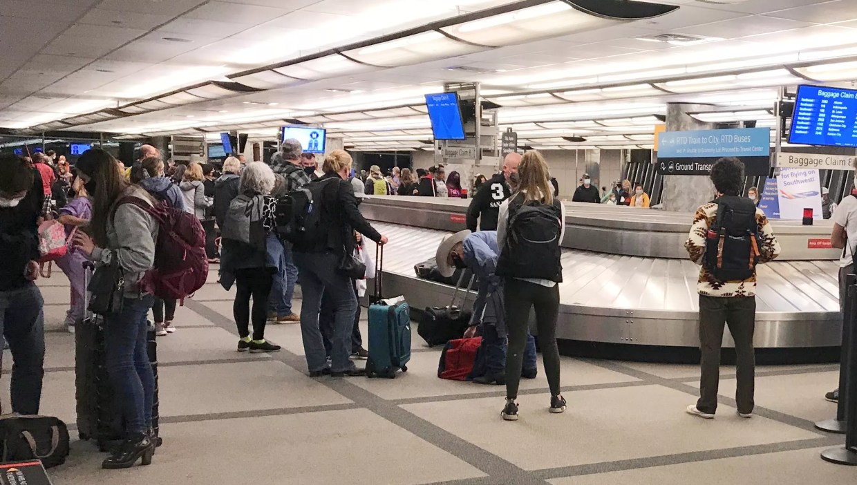 Get Airport Food Delivered to Wherever You’re Waiting at DIA