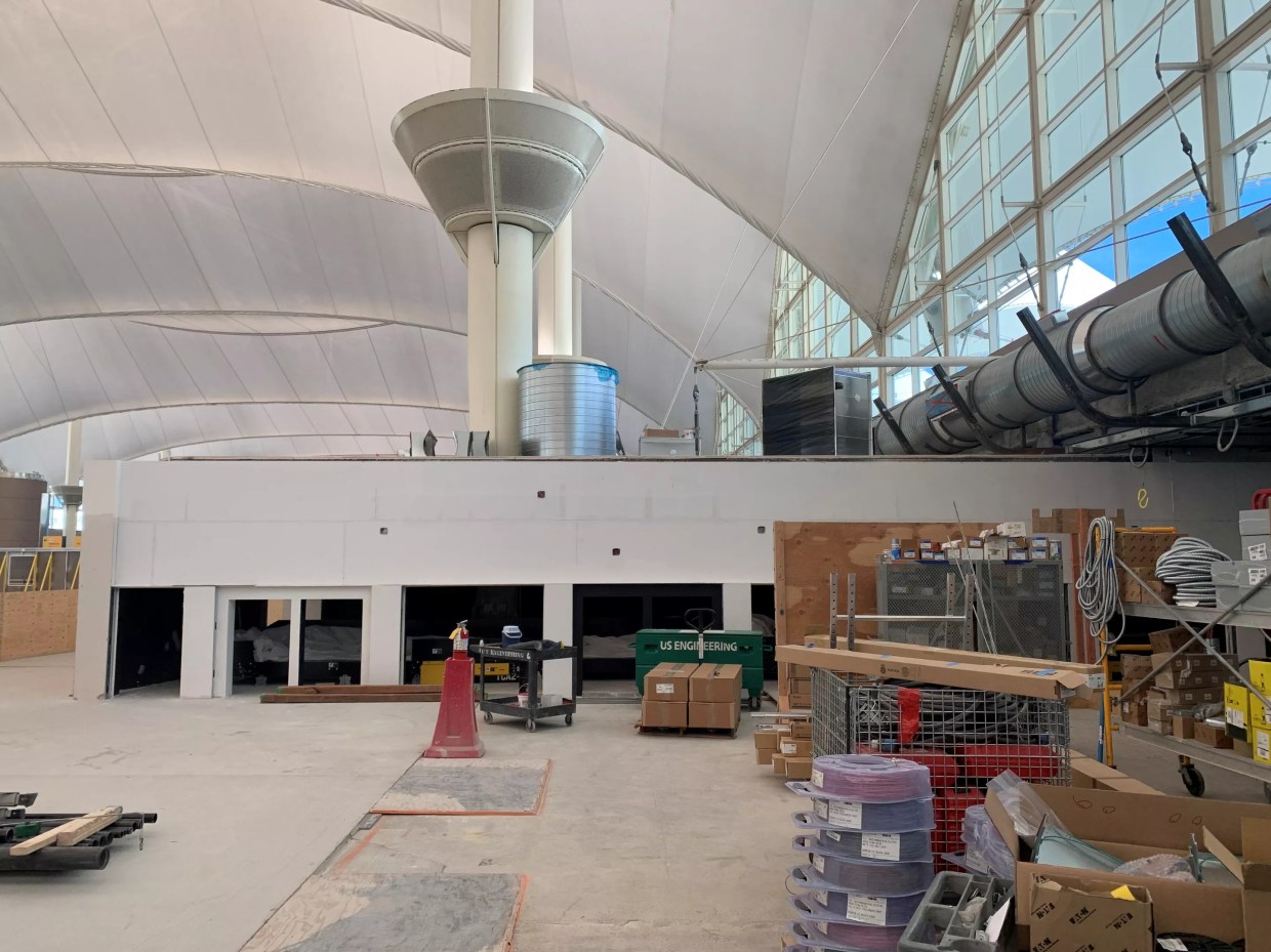 On the Fly: Michael Hancock Should Have Followed Head Earlier at Airport