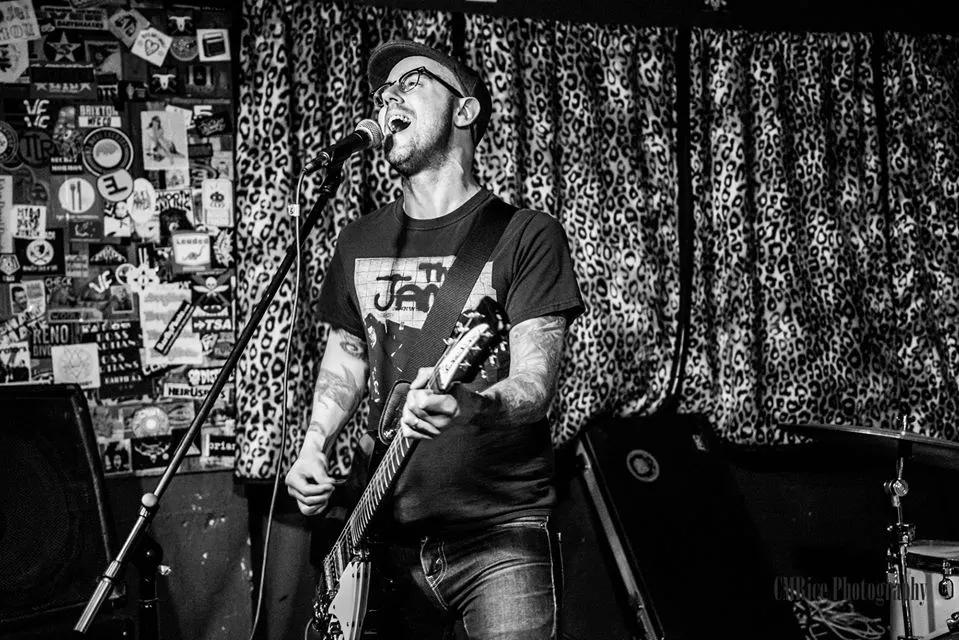 My Guitarless Year